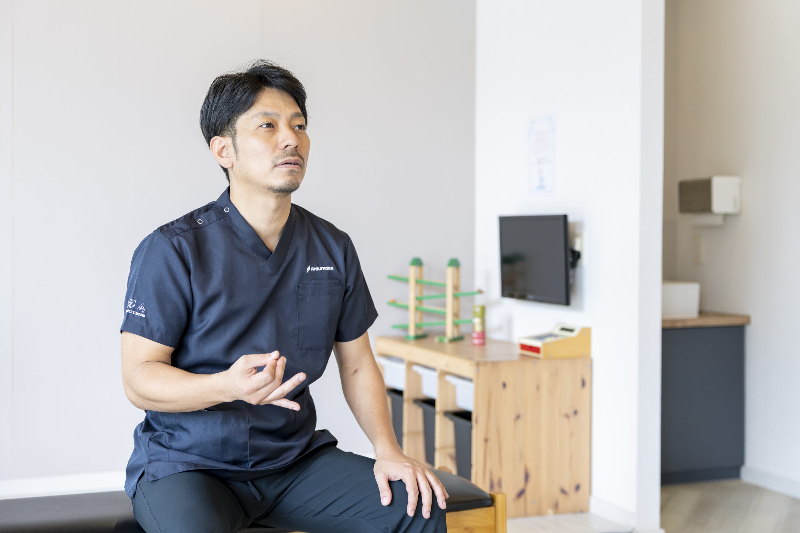 歯科医師を志したきっかけや、これまでのご経歴を教えてください。